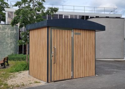 E-Toilet by KapieEco